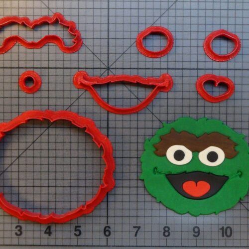 Sesame Street - Oscar the Grouch 266-B939 Cookie Cutter Set
