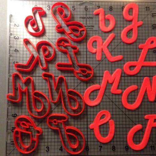 Harlow Gold Font Uppercase Cookie Cutters (2)