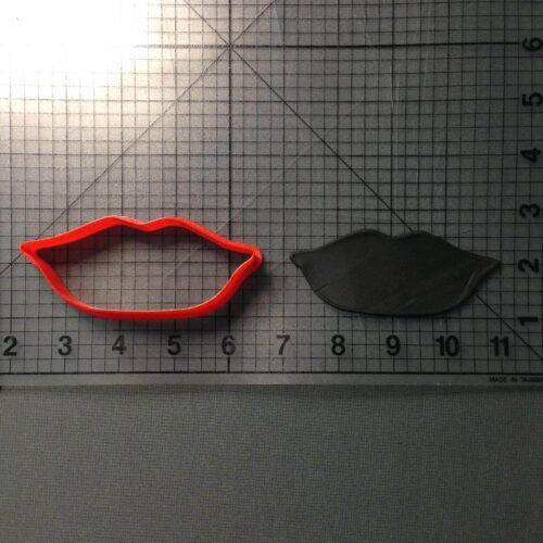 Lips 100 Cookie Cutter