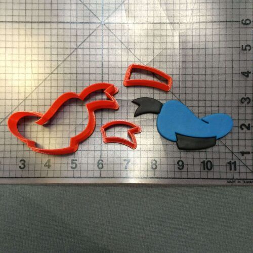 Donald Duck Hat 100 Cookie Cutter Set