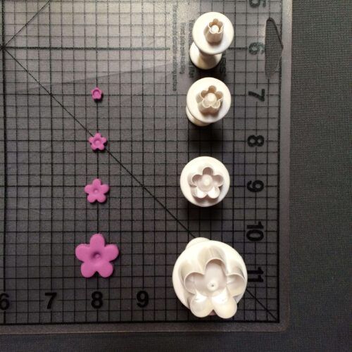 Flower Blossom Plunger Cookie Cutter Set (2)