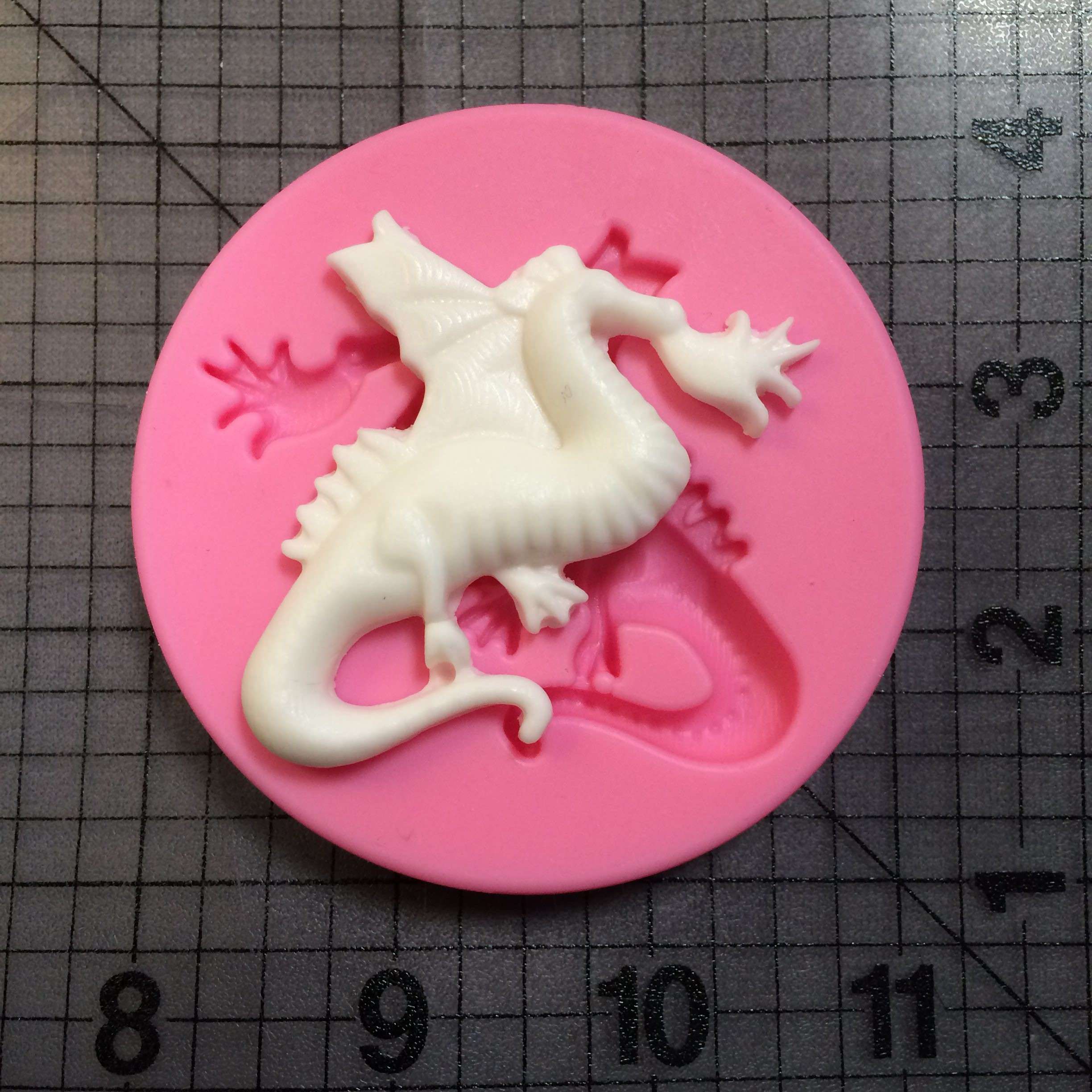 Sorrowso 2pcs Baby Dragon Silicone Mold Cake Jelly Ice Chocolates Fondant Silicone  Molds 