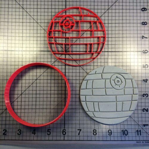 Star Wars - Death Star 100 Cookie Cutter and Stamp