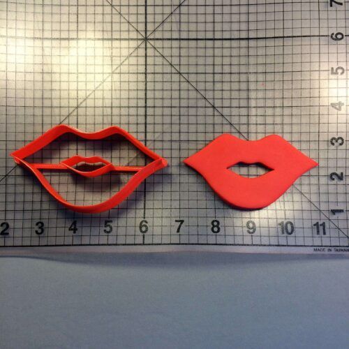 Lips 101 Cookie Cutter