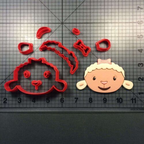 Doc McStuffins- Lambie Cookie Cutter Set