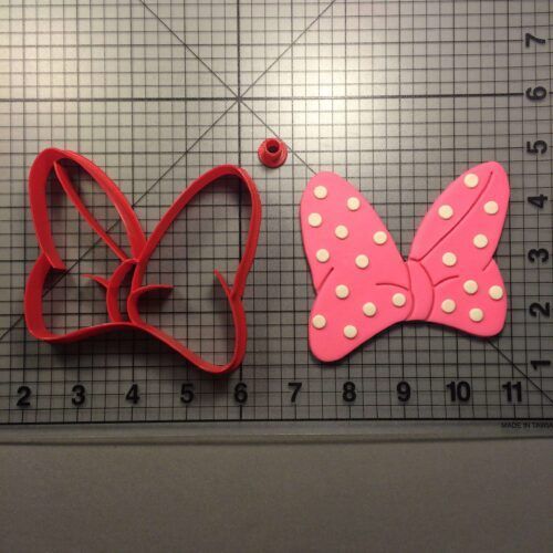 Minnie Mouse Bow 100 Cookie Cutter Set