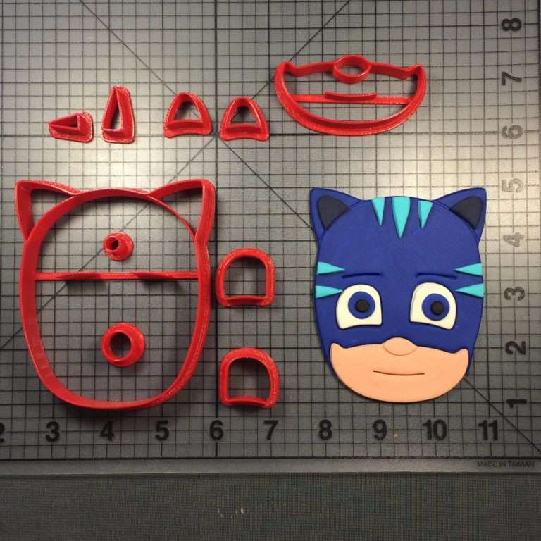 PJ Masks - Cat Boy 266-B035 Cookie Cutter Set (4 inch)