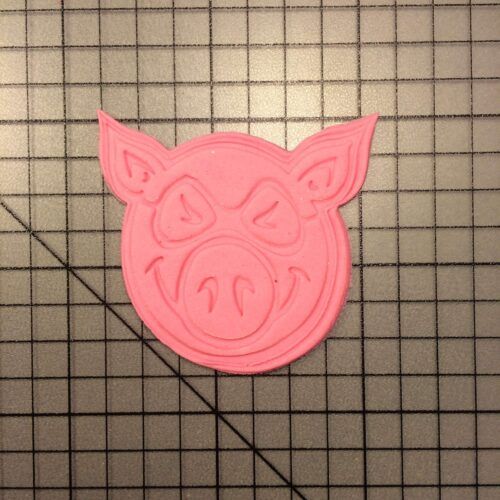 Pig Wheel 100 Cookie Cutter and Stamp (embossed 2)