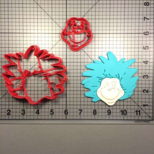 Cat in the Hat- Thing 1 Face Cookie Cutter Set