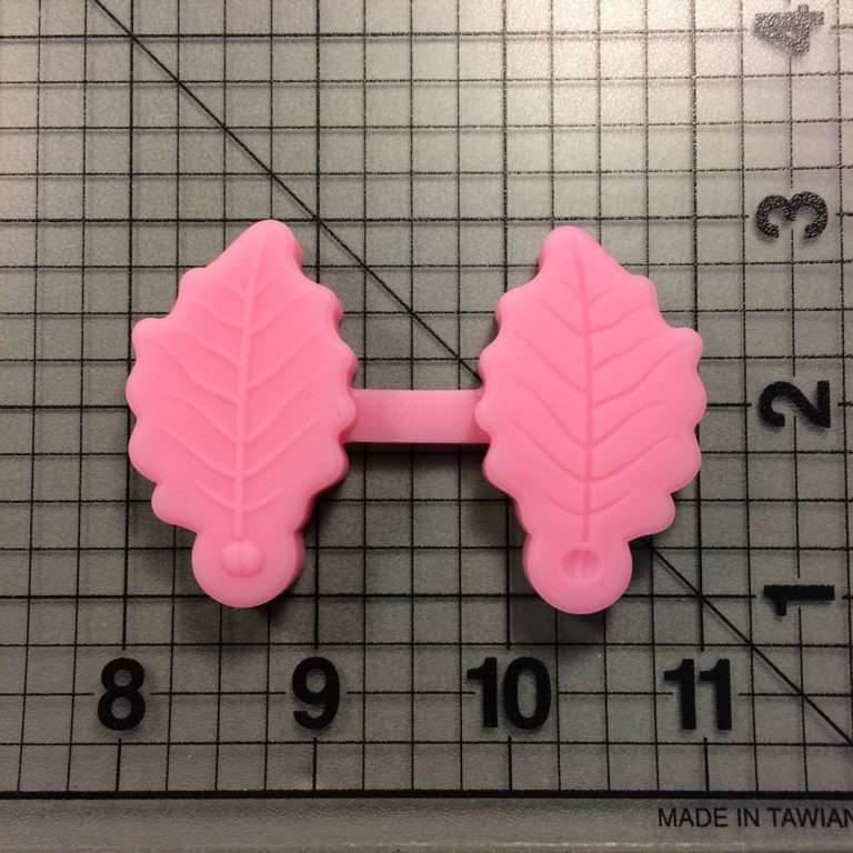 Veiners for Holly Leaf 132 Cutter and Silicone Mold Set (1)