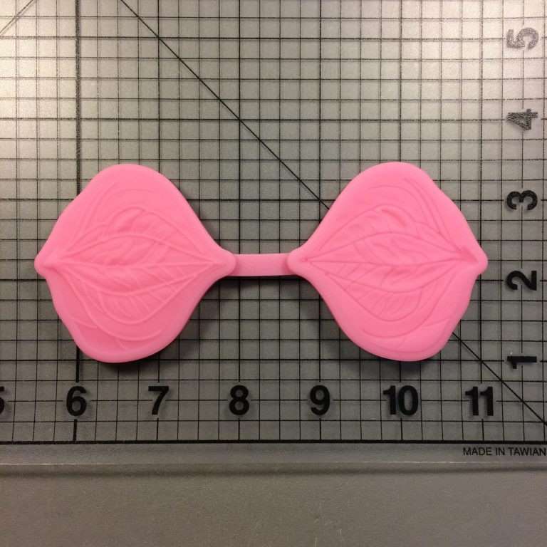 Veiners for Trillium Leaf 174 Cutter and Silicone Mold Set (1)