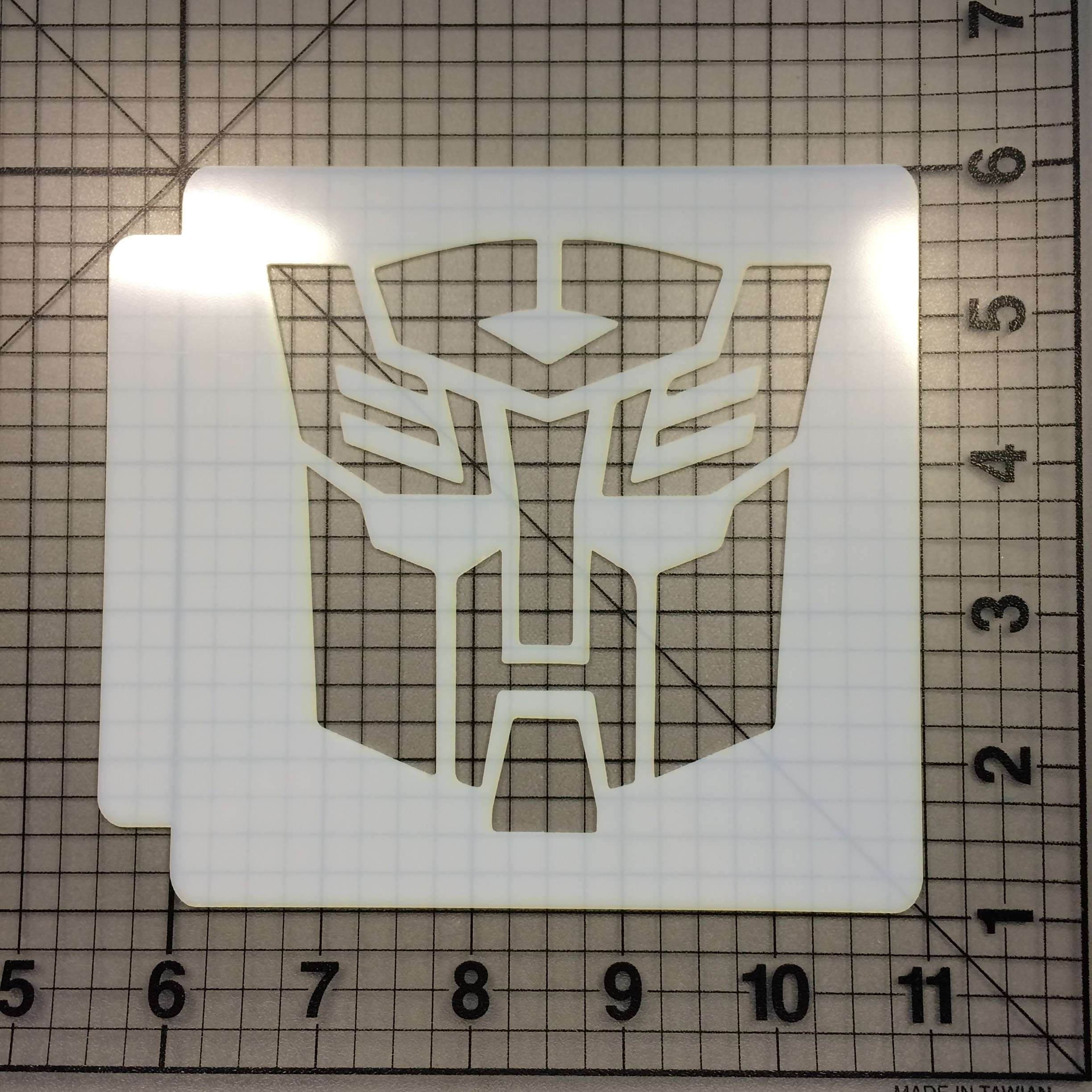 autobot-logo-stencil