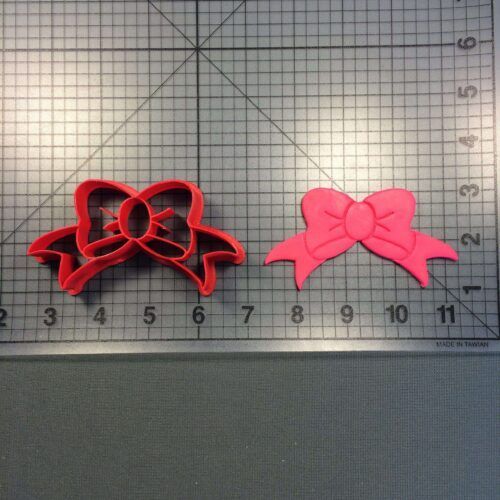 Bow 104 Cookie Cutter