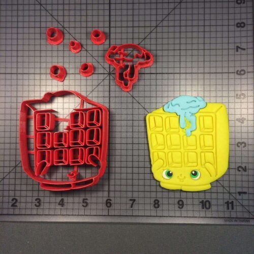 Shopkins- Waffle Sue Cookie Cutter Set