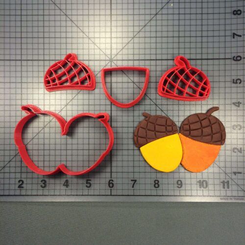 Acorn 100 Cookie Cutter Set