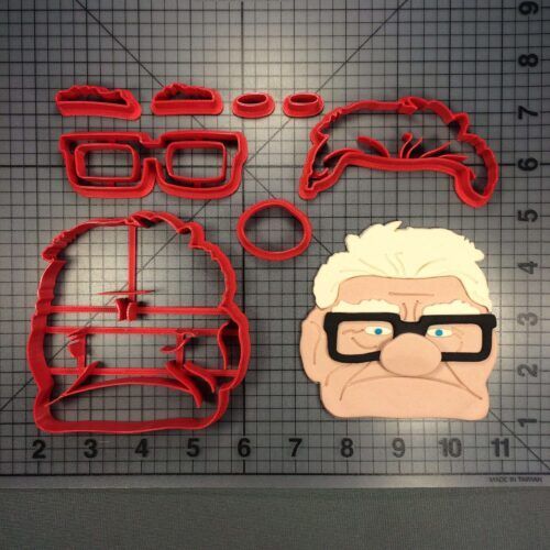 UP - Carl Fredricksen 266-260 Cookie Cutter Set