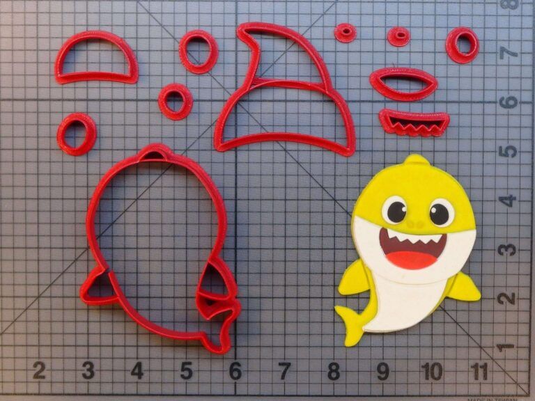 Pinkfong - Baby Shark Full Body 266-A146 Cookie Cutter Set (4 inch)