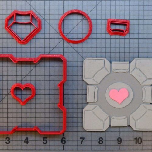 Portal - Companion Cube 266-A185 Cookie Cutter Set