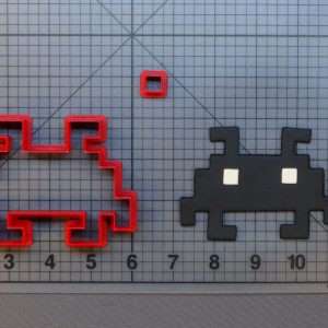 Space Invaders 266-A183 Cookie Cutter Set