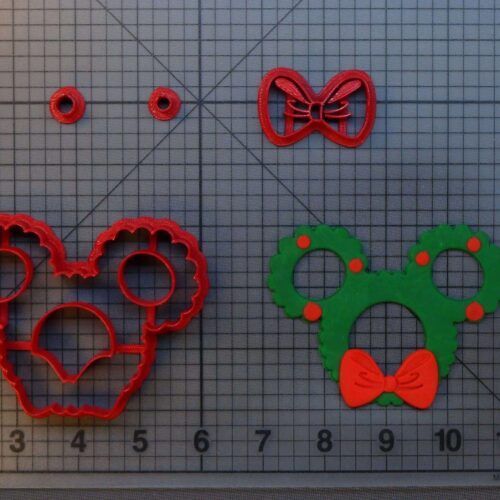 Mickey Wreath 266-A511 Cookie Cutter Set