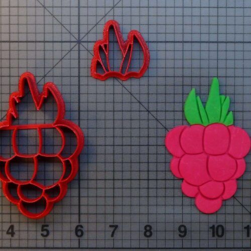 Pokemon Go - Razz Berry 266-925 Cookie Cutter Set
