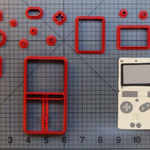 Nintendo GameBoy Advance SP 266-B329 Cookie Cutter Set