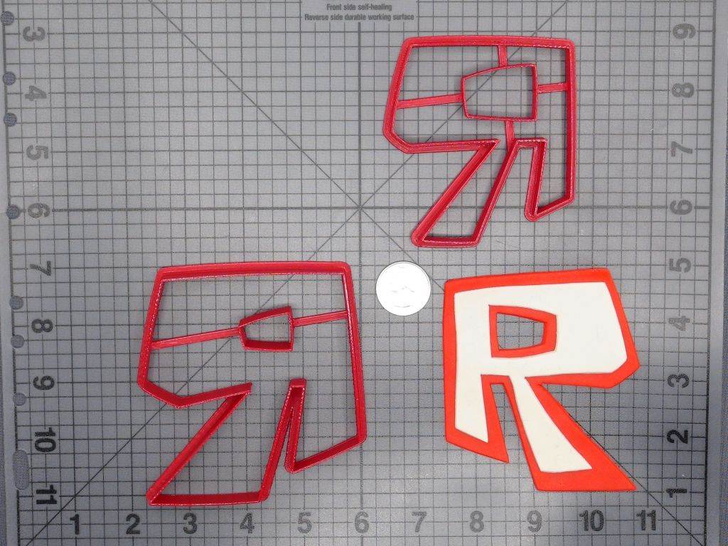 Roblox Logo 100 Cookie Cutter Set