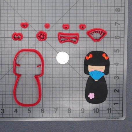 Japanese Doll 266-E009 Cookie Cutter Set