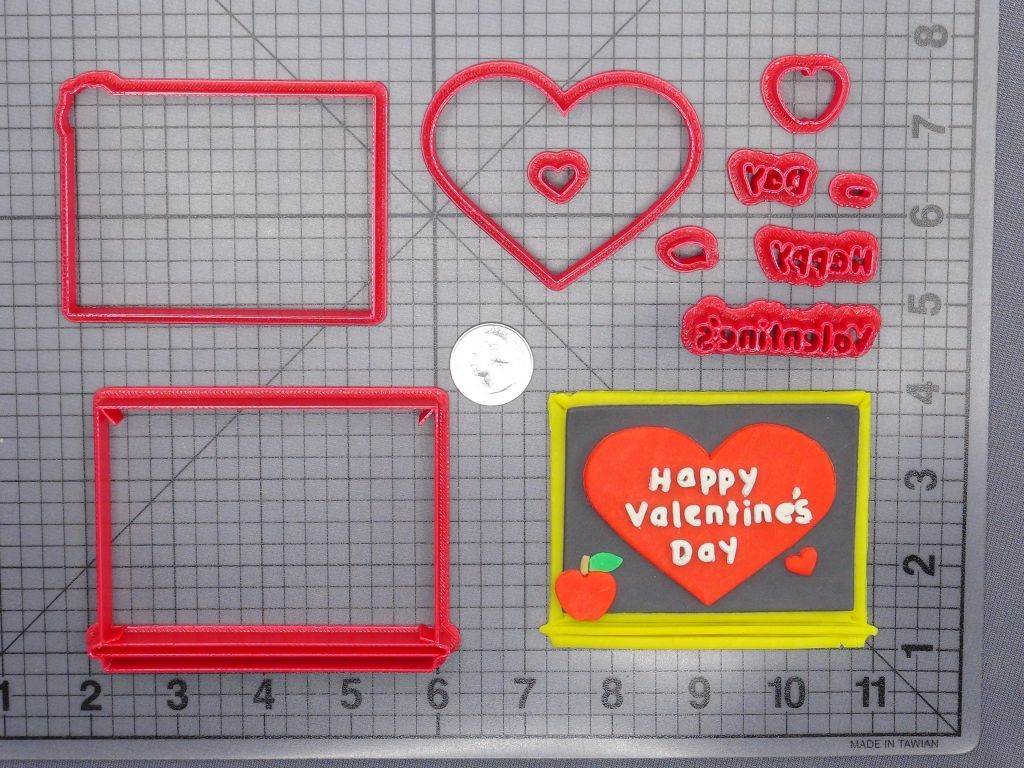 Valentines Day Cookie Cutter Set-8 Pieces Plastic Valentines Cookie  Cutters-3D Valentines Cookie Cutter Stamp for Valentine's Day Baking.