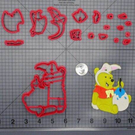 Easter - Winnie the Pooh with Egg 266-G684 Cookie Cutter Set