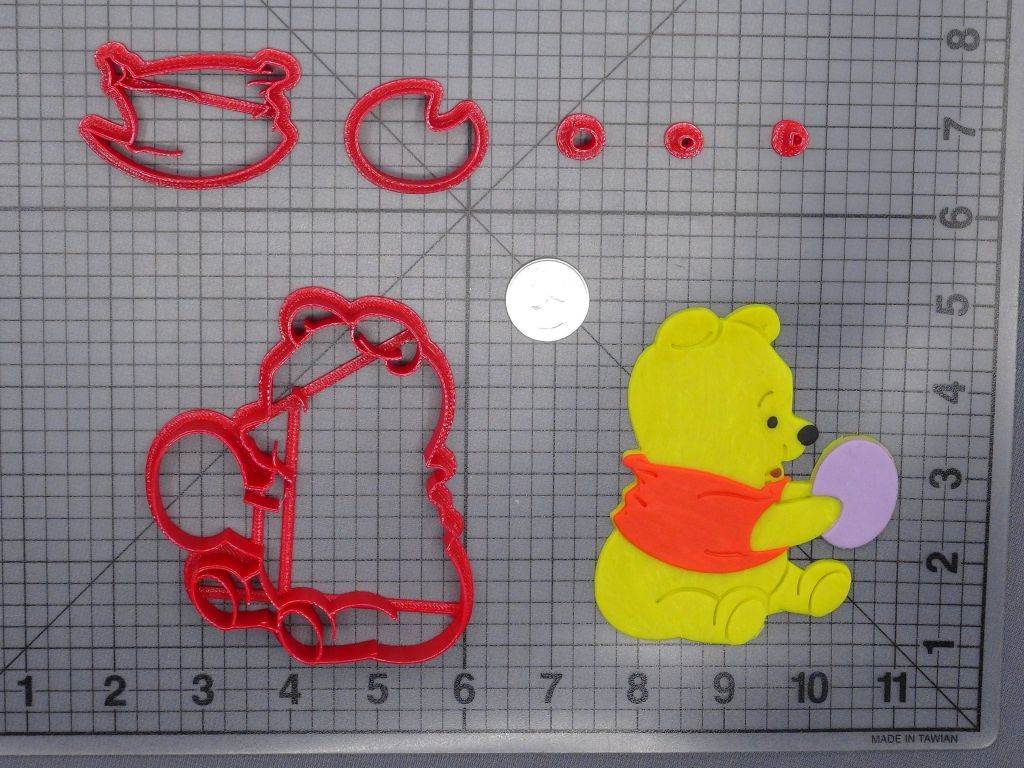 Winnie the Pooh with Egg 266-G686 Set