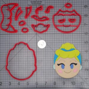 Disney Emoji - Cinderella Head 266-G858 Cookie Cutter Set